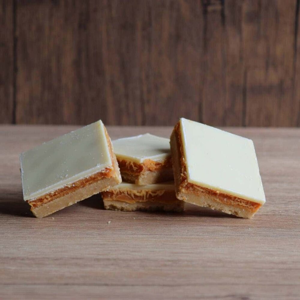 White caramel cake