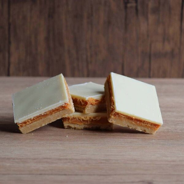 White caramel cake