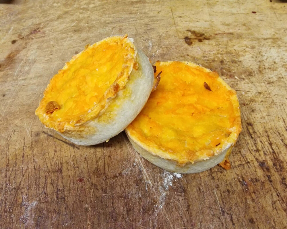 Macaroni cheese pies