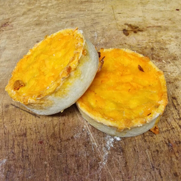 Macaroni cheese pies